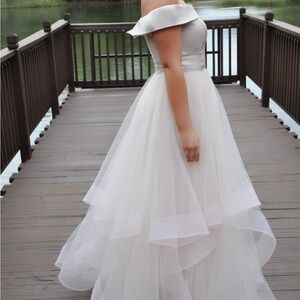 Elegant Off-Shoulder Pink Gown